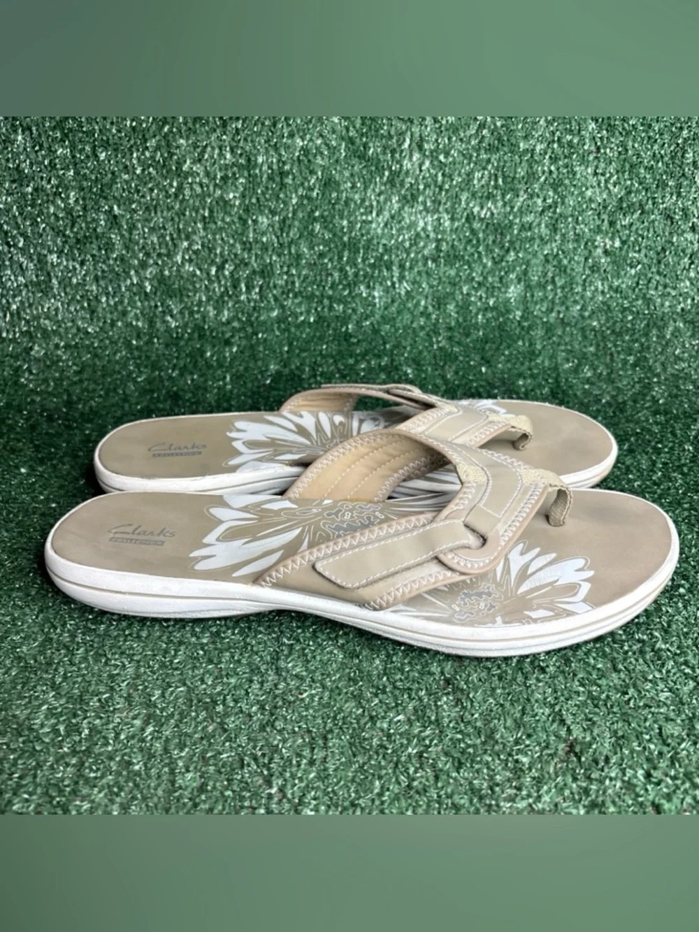 Clarks Cloud Steppers Breeze Sea Women Size 12 Tan Thong Flip Flop Sandals Shoe